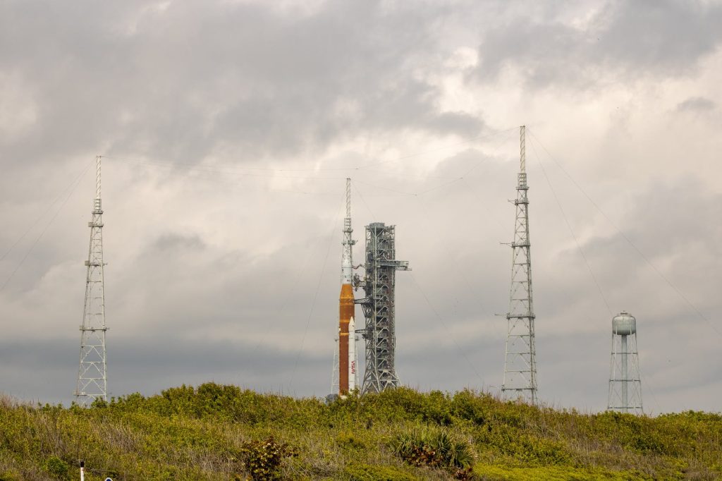 a rocket on the nasa launch pad